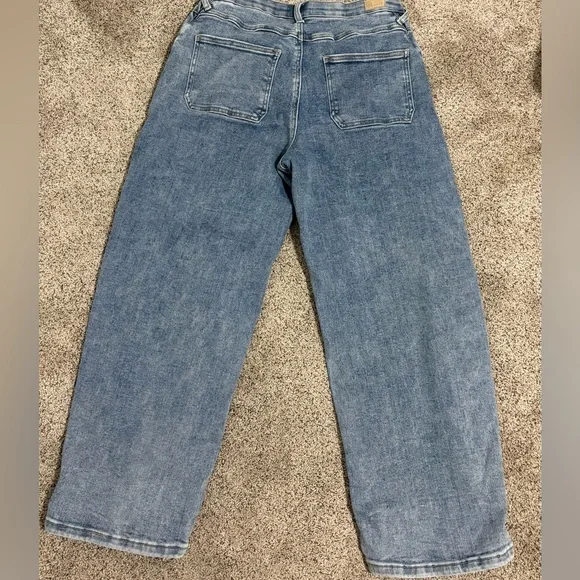 Saige Jeans - Picture 4 of 5